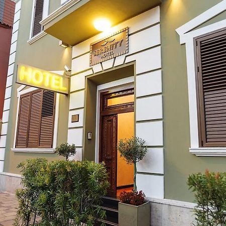 Hotel Serenity Tiranë Eksteriør bilde