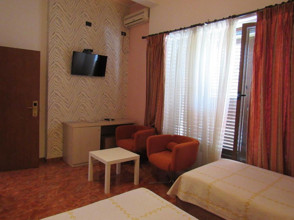 Hotel Serenity Tiranë Eksteriør bilde